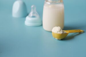 Milk powder with scoop for milk powder packaging machine filling